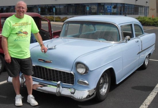 1955 Chevy - Chell and Karen
